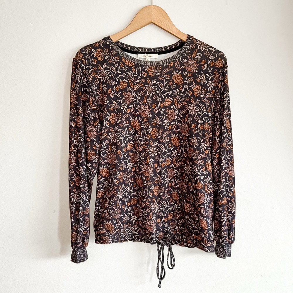 Les Serein Floral Dark Gray/Orange/Tan Long Sleeve Tie Front Top Medium